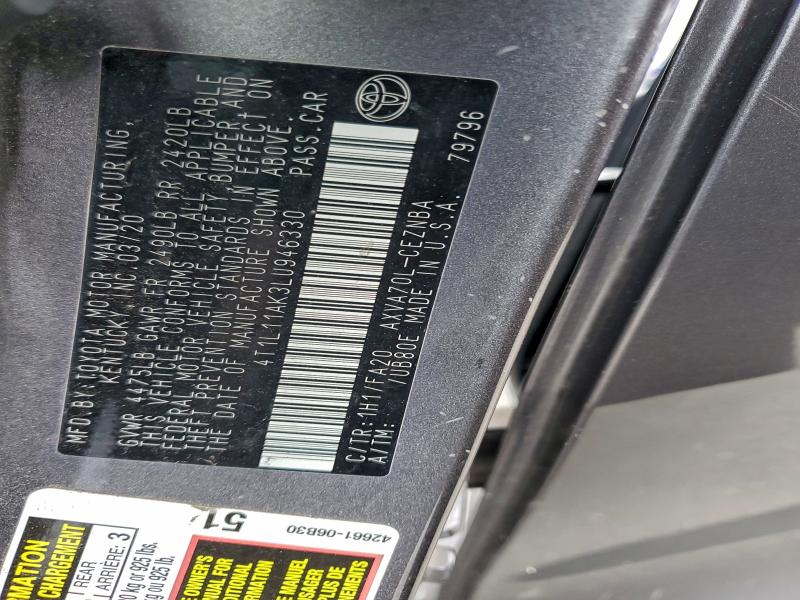 Фото 12 - TOYOTA CAMRY