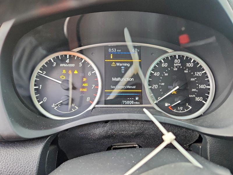 Фото 9 - NISSAN SENTRA