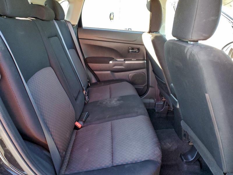 Фото 11 - MITSUBISHI OUTLANDER