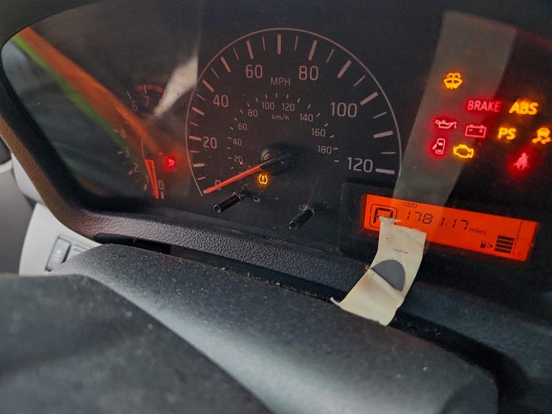 Фото 9 - NISSAN NV