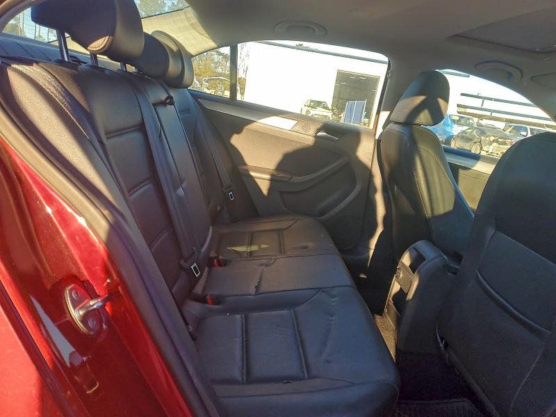 Фото 10 - VOLKSWAGEN JETTA