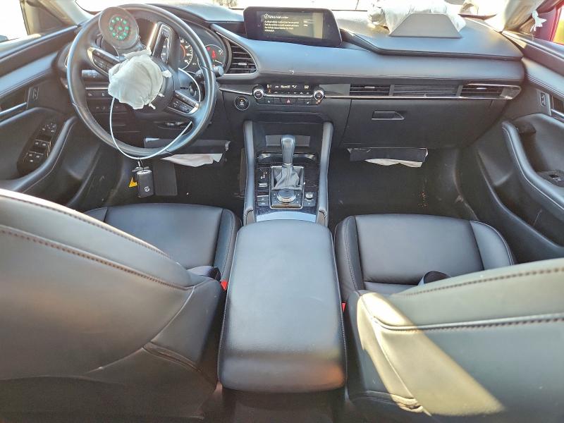 Фото 8 - MAZDA 3