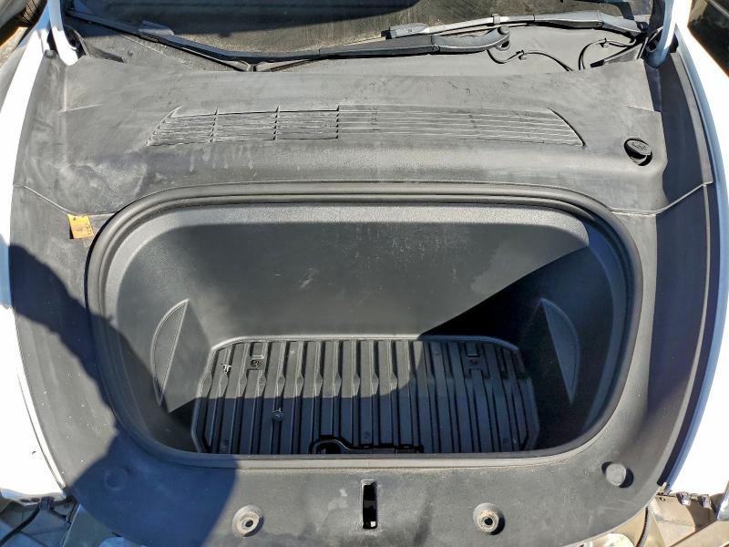 Фото 12 - TESLA MODEL Y