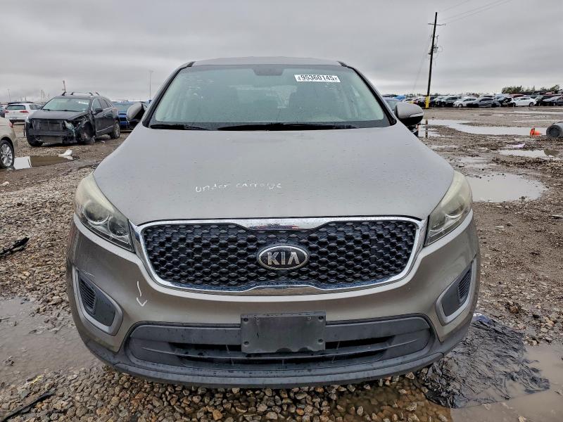 Фото 5 - KIA SORENTO