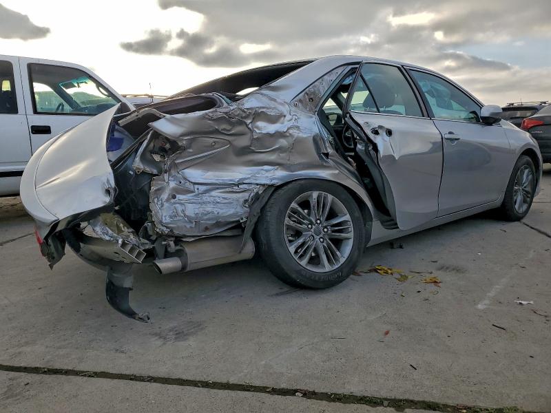 Фото 3 - TOYOTA CAMRY