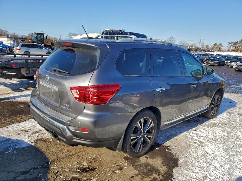 Фото 3 - NISSAN PATHFINDER