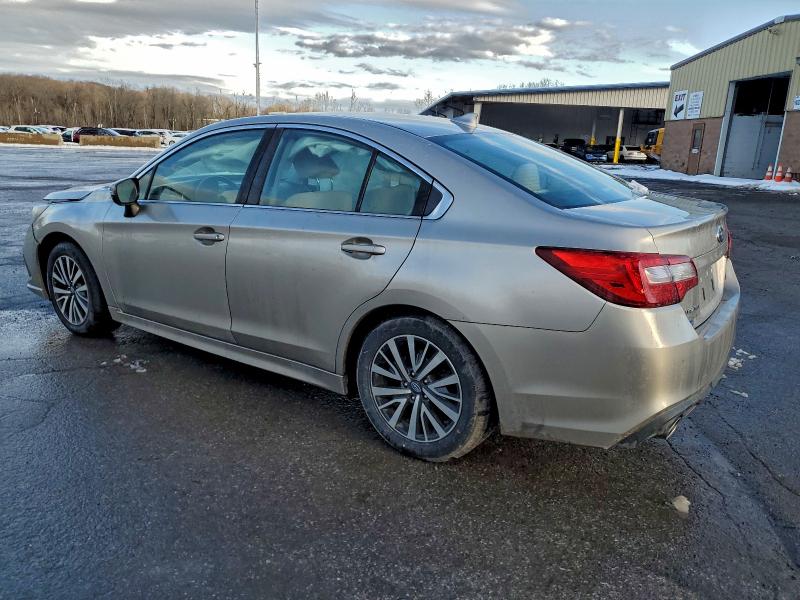 Фото 2 - SUBARU LEGACY