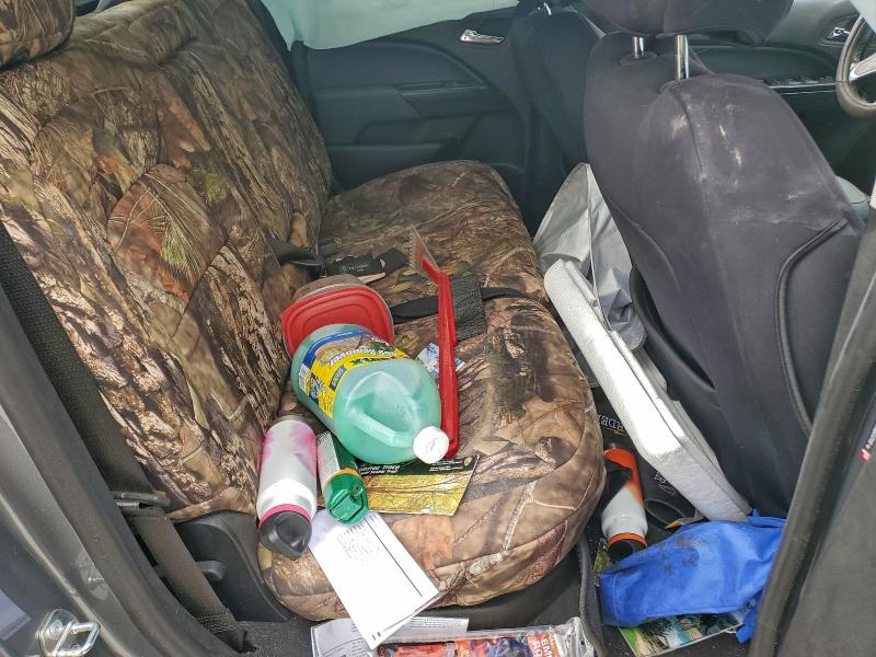 Фото 10 - CHEVROLET COLORADO