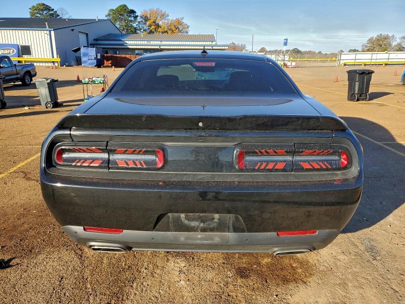 Фото 6 - DODGE CHALLENGER