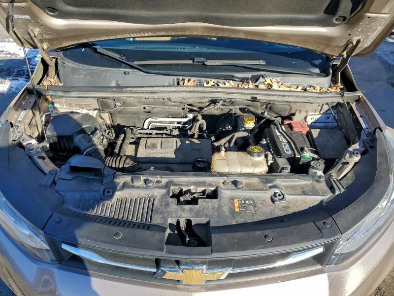 Фото 12 - CHEVROLET TRAX