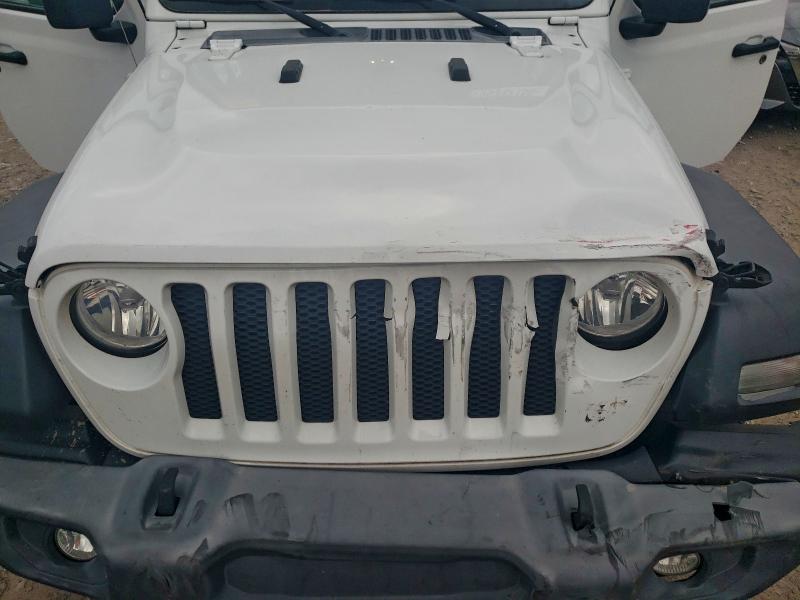 Фото 12 - JEEP WRANGLER