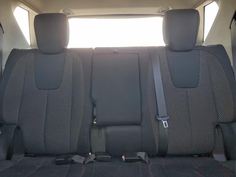 Фото 10 - CHEVROLET EQUINOX