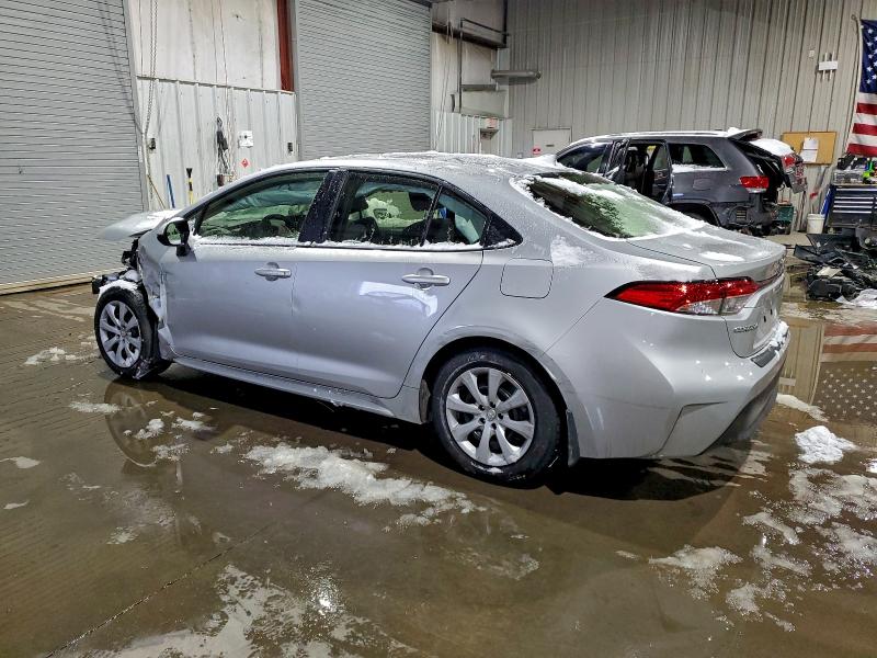 Фото 2 - TOYOTA COROLLA