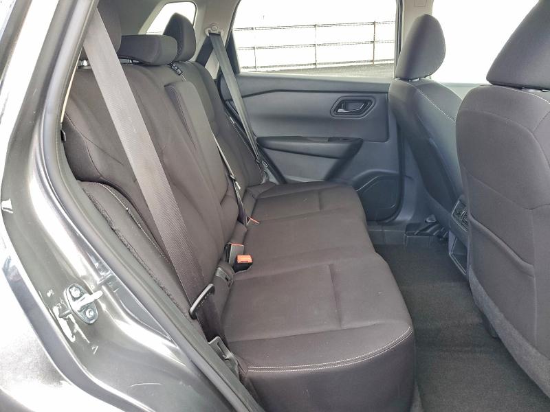 Фото 11 - NISSAN ROGUE