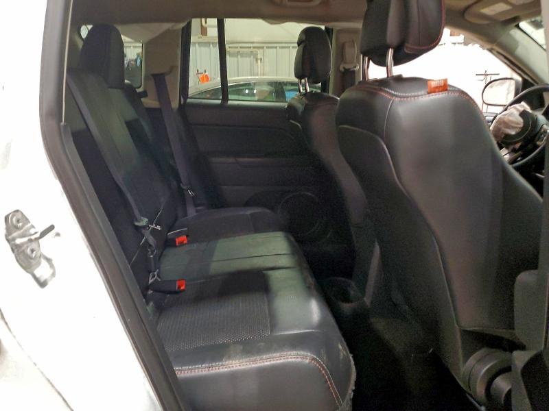 Фото 11 - JEEP COMPASS