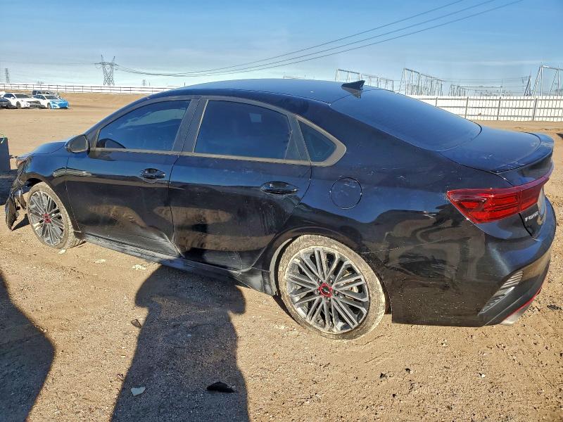 Фото 2 - KIA FORTE