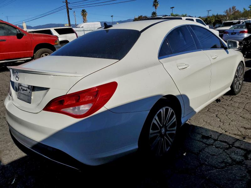 Фото 3 - MERCEDES-BENZ CLA-CLASS