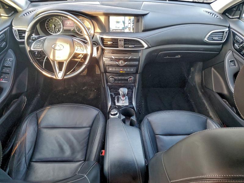 Фото 8 - INFINITI QX30