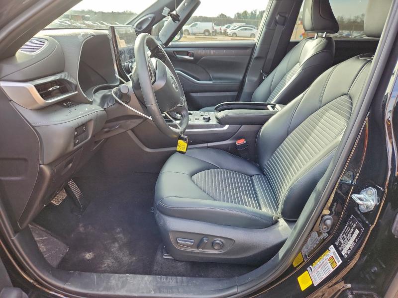 Фото 7 - TOYOTA HIGHLANDER