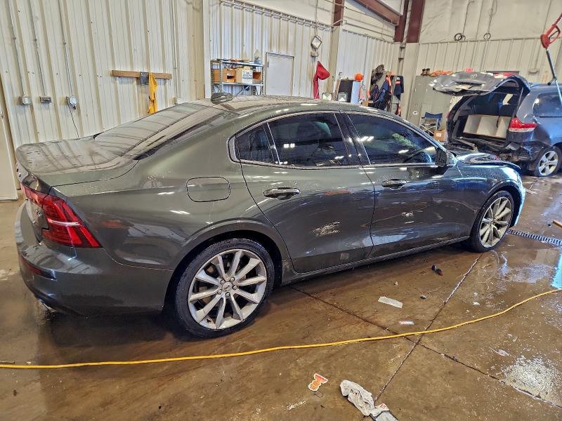 Фото 3 - VOLVO S60