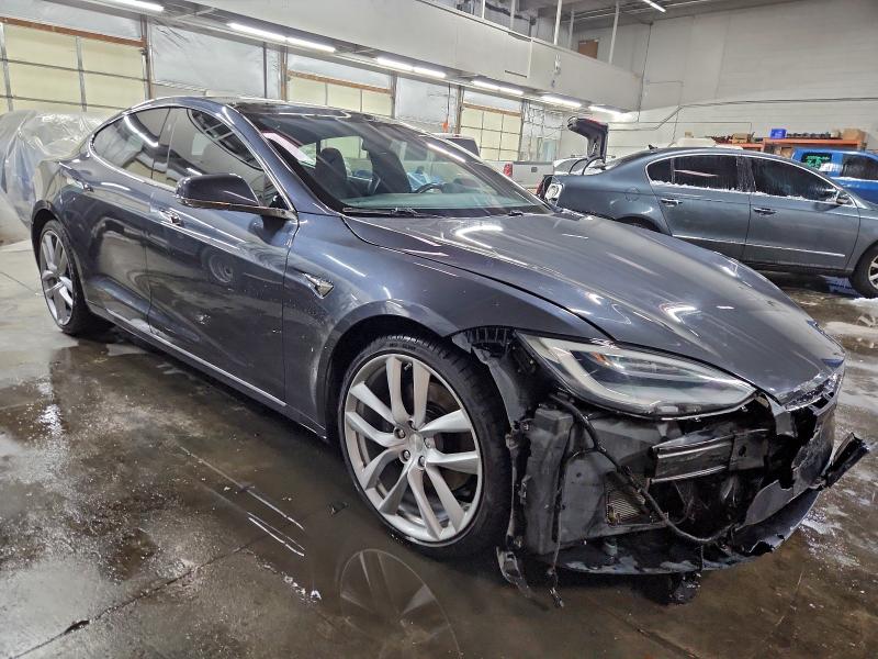 Фото 4 - TESLA MODEL S
