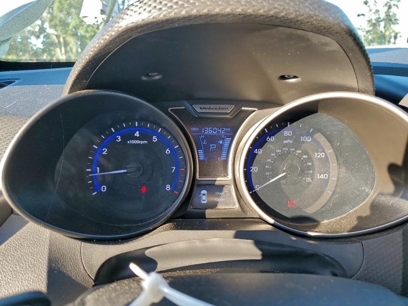 Фото 9 - HYUNDAI VELOSTER