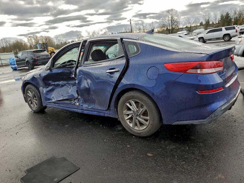 Фото 2 - KIA OPTIMA