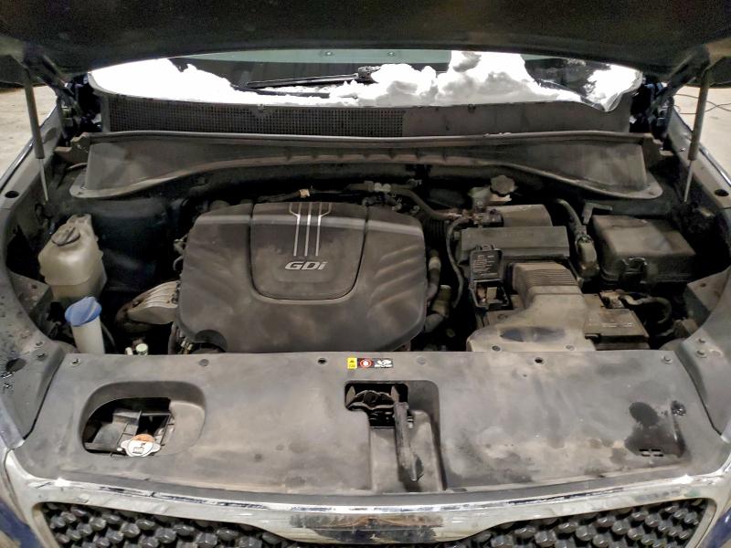 Фото 12 - KIA SORENTO