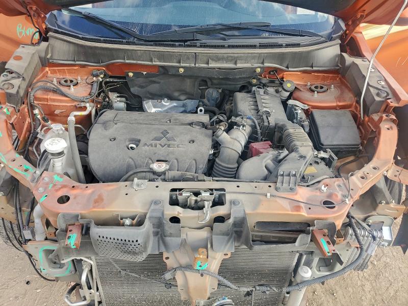 Фото 12 - MITSUBISHI OUTLANDER