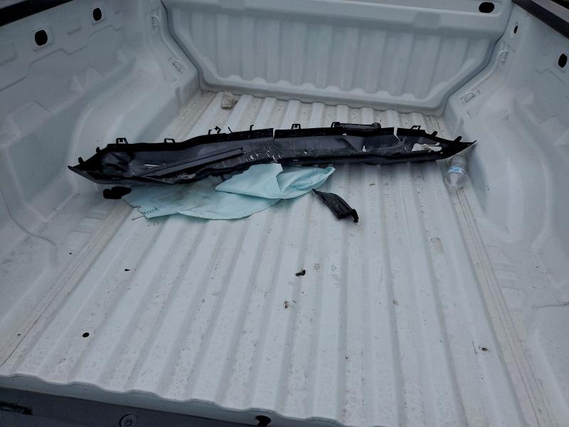 Фото 12 - CHEVROLET COLORADO