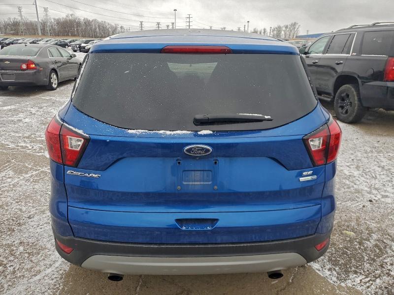 Фото 6 - FORD ESCAPE