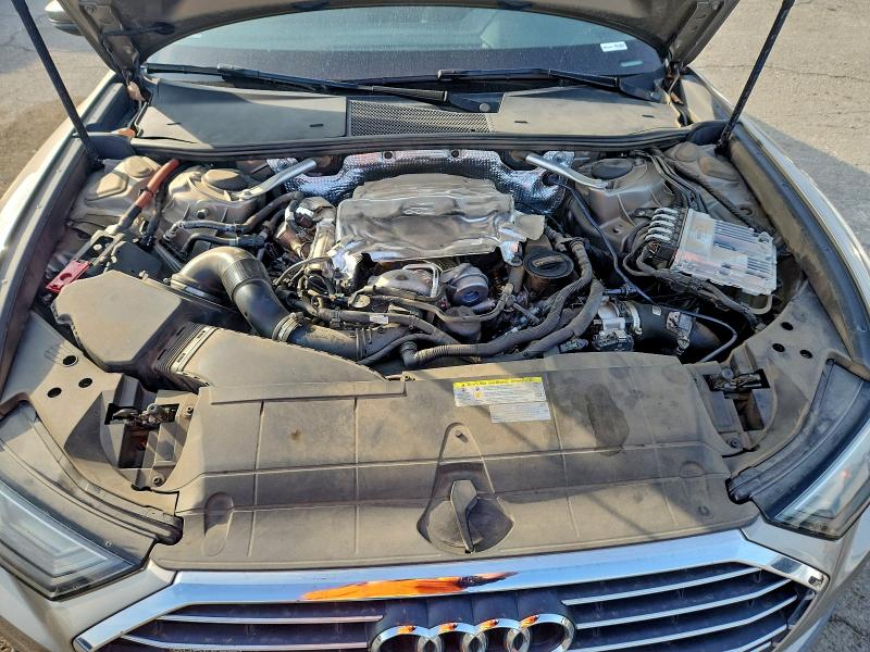 Фото 11 - AUDI A6