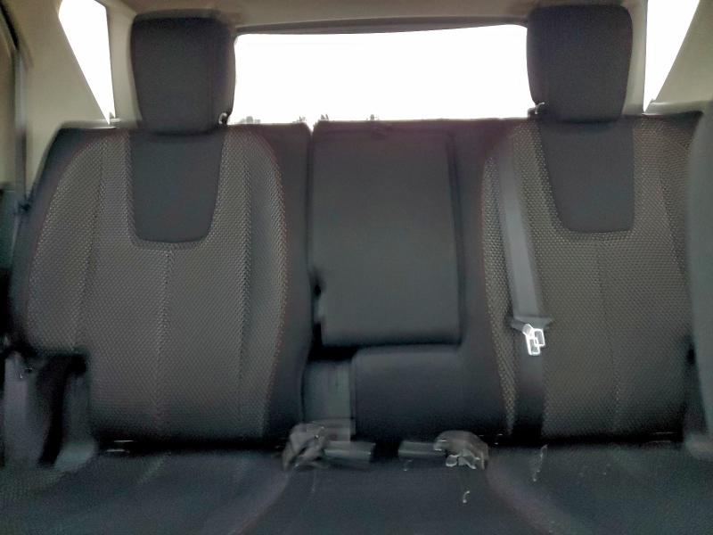 Фото 10 - CHEVROLET EQUINOX