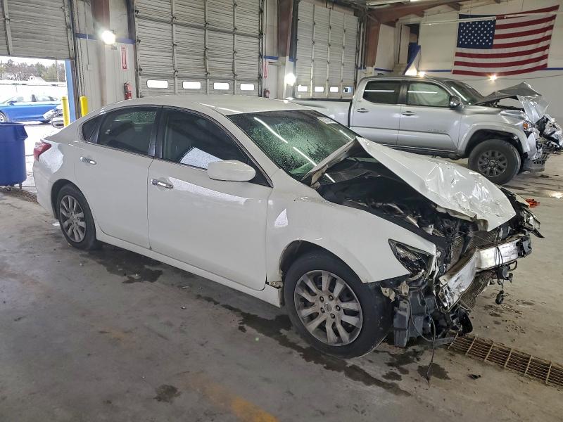 Фото 4 - NISSAN ALTIMA