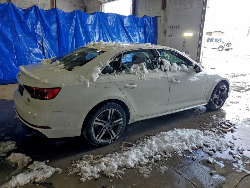 Фото 3 - AUDI A4