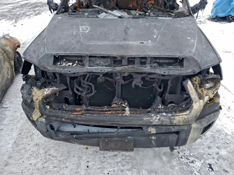 Фото 11 - TOYOTA TUNDRA