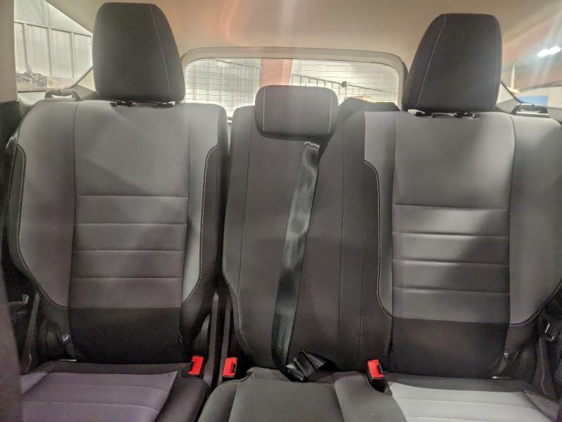 Фото 10 - FORD ESCAPE