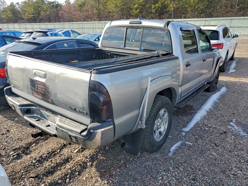 Фото 3 - TOYOTA TACOMA