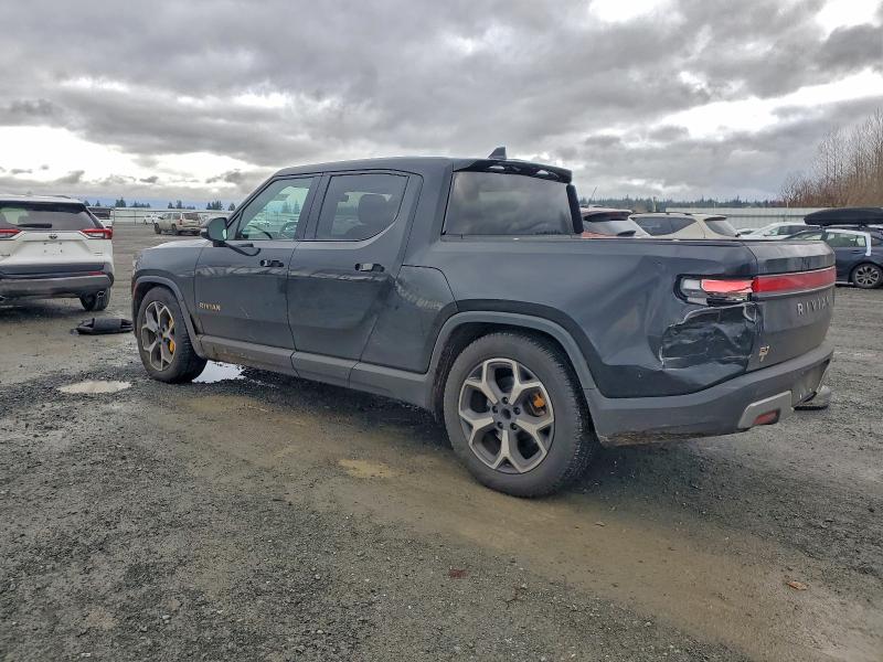 RIVIAN RIT 2022 VIN 7FCTGAAA7NN006923