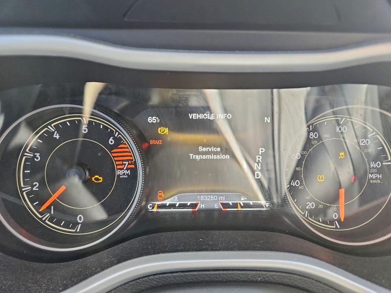 Фото 9 - JEEP GRAND CHER