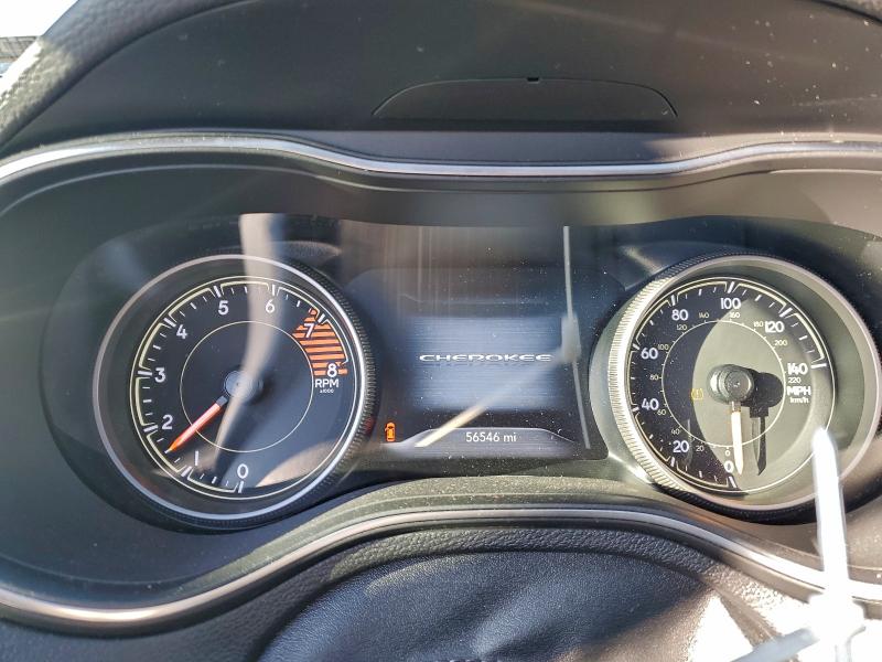 Фото 9 - JEEP GRAND CHER