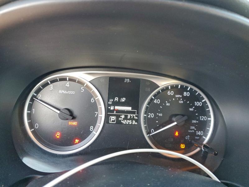 Фото 9 - NISSAN KICKS