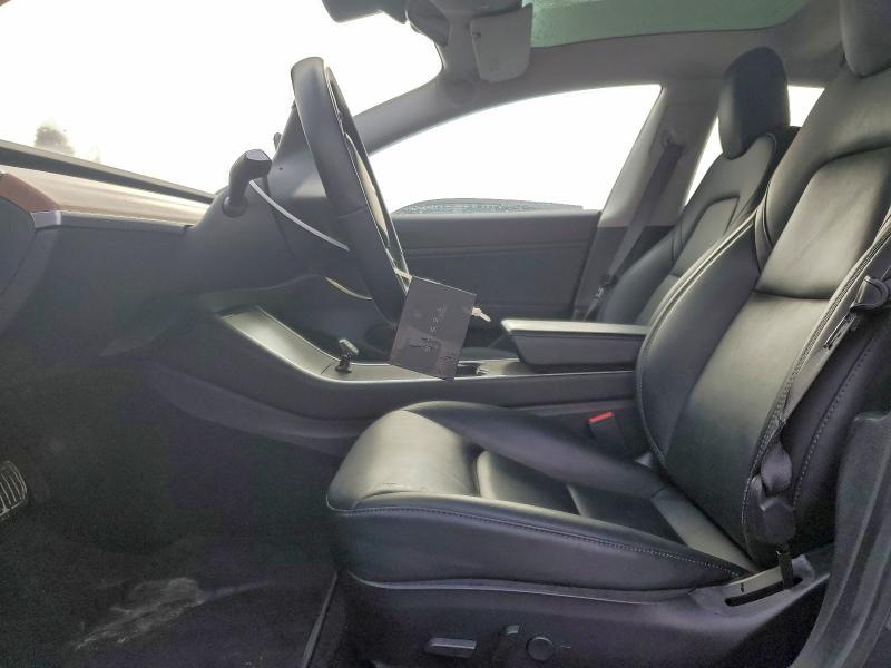 Фото 7 - TESLA MODEL 3