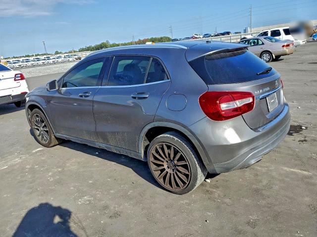 Фото 2 - MERCEDES-BENZ GLA-CLASS