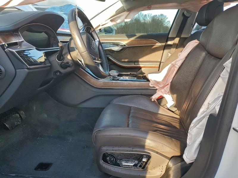 Фото 7 - AUDI A8