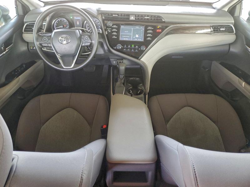 Фото 8 - TOYOTA CAMRY