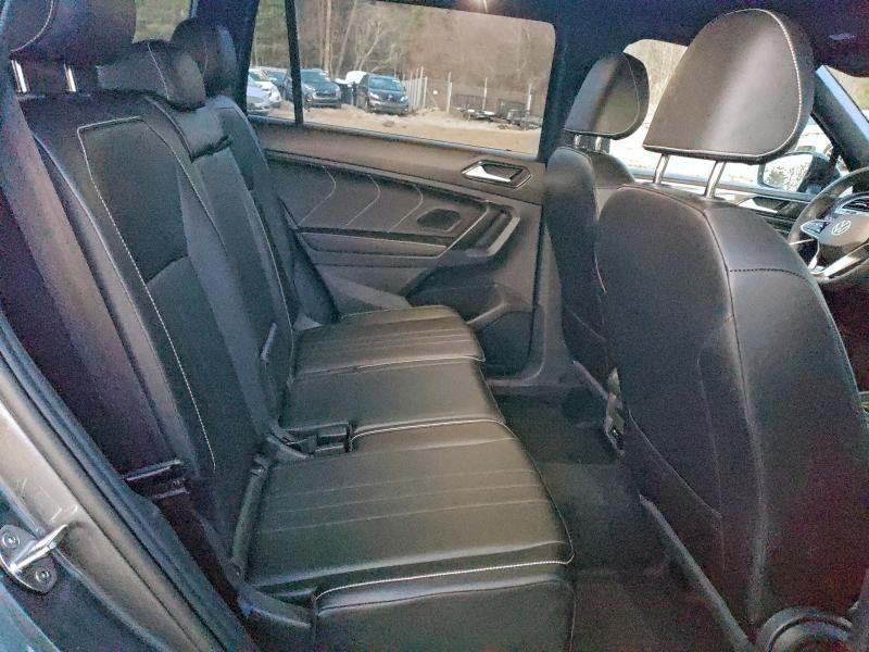 Фото 11 - VOLKSWAGEN TIGUAN