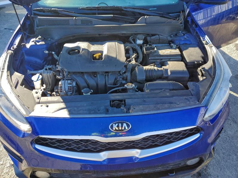 Фото 11 - KIA FORTE