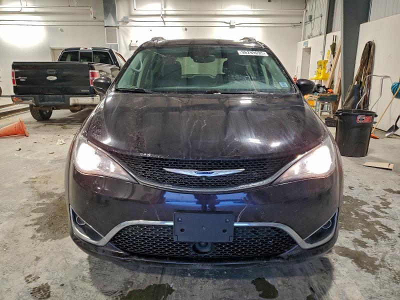 Фото 5 - CHRYSLER PACIFICA