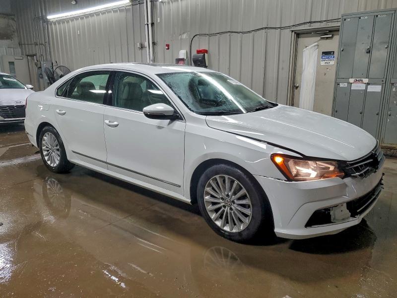 Фото 4 - VOLKSWAGEN PASSAT